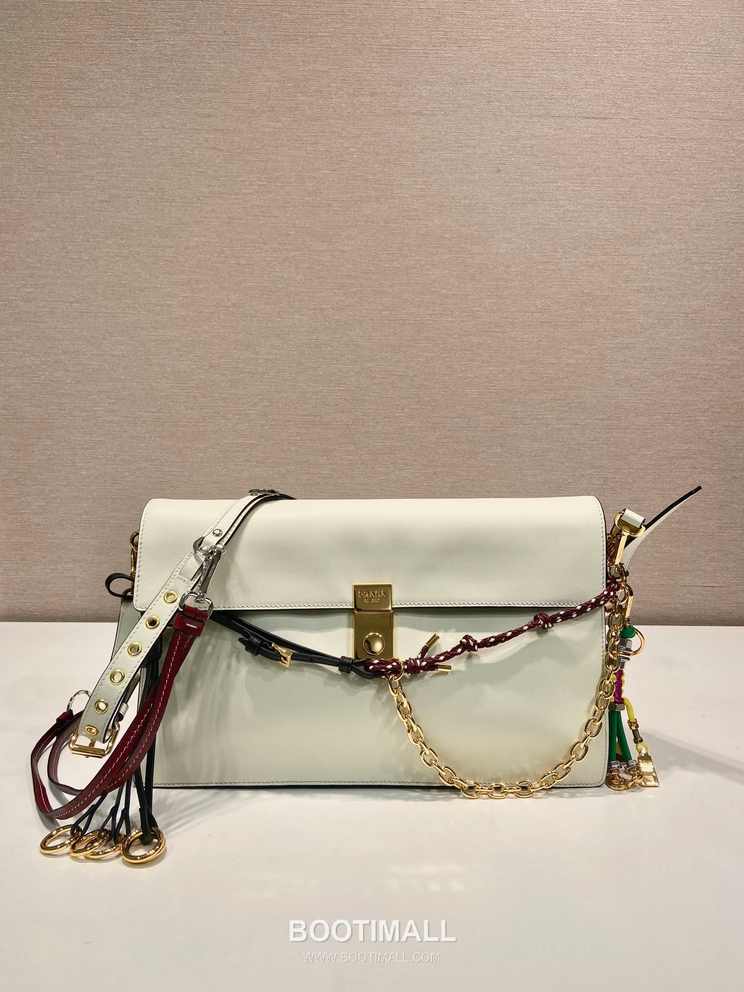 Prada Soft Sound Calfskin Shoulder Bag with Dual Compartment and Charm Detail 프라다 소프트 사운드 카프스킨 더블컴파트먼트 참 숄더백 1BD378 35cm 2