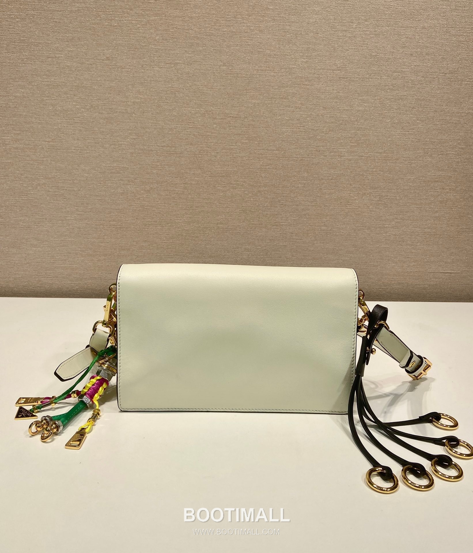 Prada Soft Sound Calfskin Shoulder Bag with Dual Compartment and Charm Detail 프라다 소프트 사운드 카프스킨 더블컴파트먼트 참 숄더백 1BD379 24cm 5