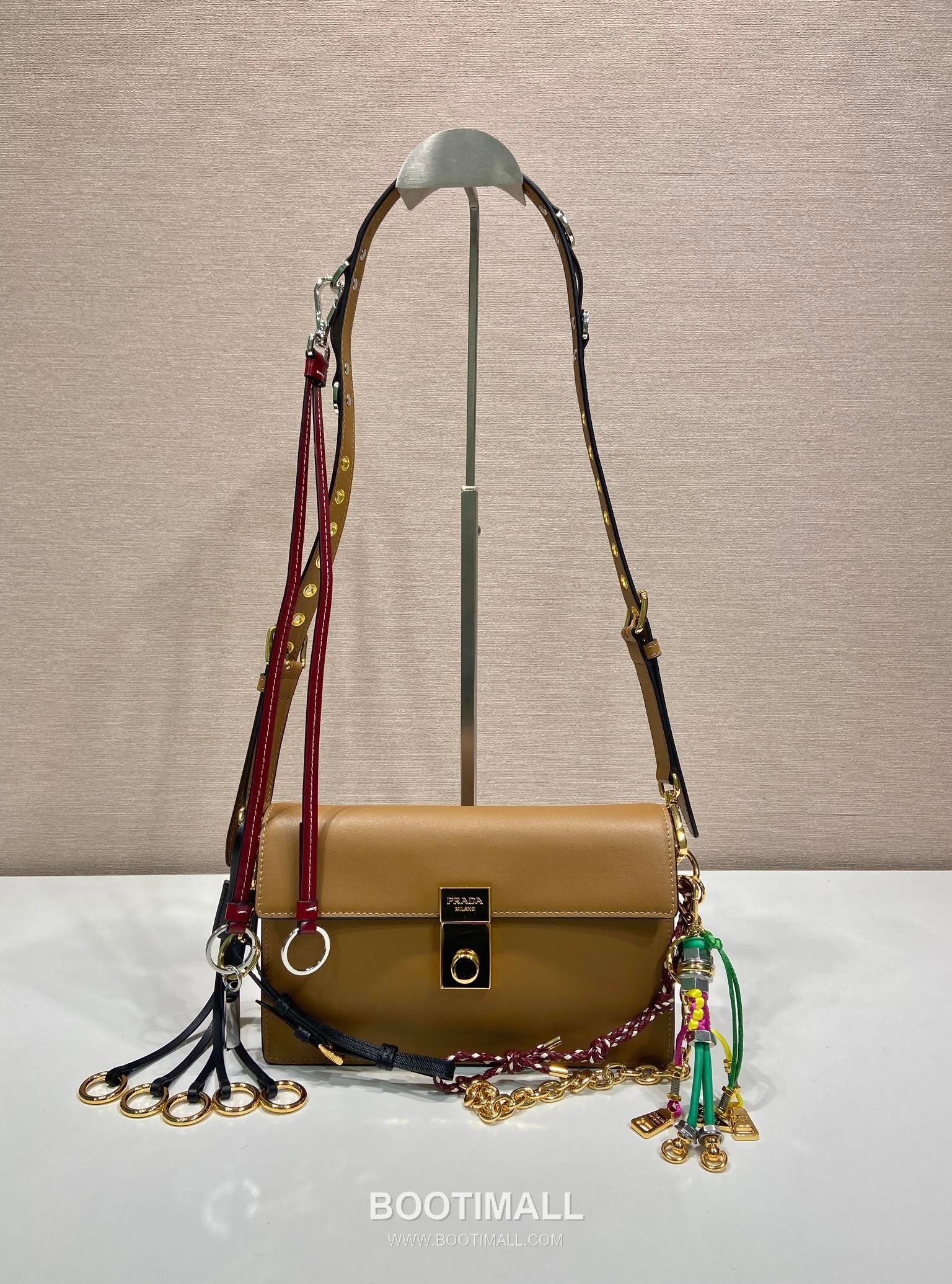 Prada Soft Sound Calfskin Shoulder Bag with Dual Compartment and Charm Detail 프라다 소프트 사운드 카프스킨 더블컴파트먼트 참 숄더백 1BD379 24cm 1