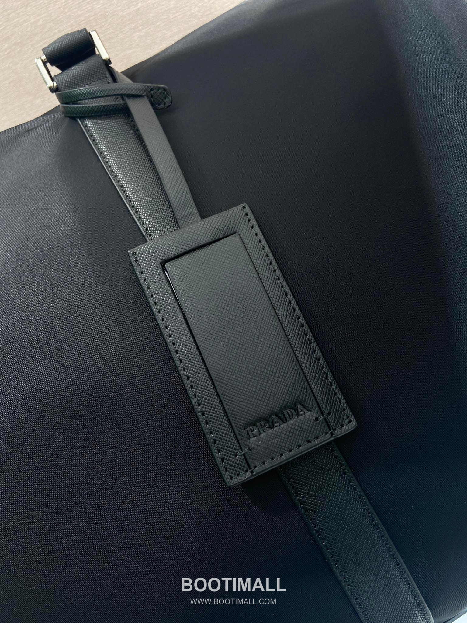 Prada Re-Nylon Travel Duffle Bag with Saffiano Leather Trim and Triangle Logo 프라다 리나일론 사피아노 트림 삼각로고 더플백 2VC013 55cm 6