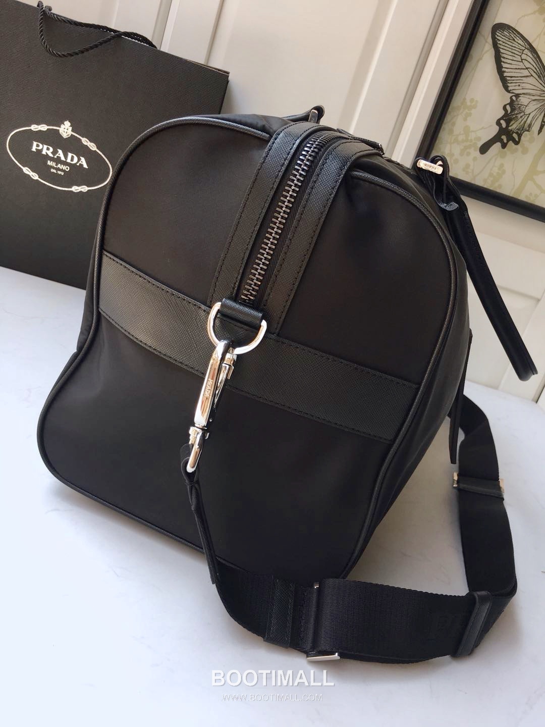 Prada Parachute Nylon Travel Duffle Bag with Triangle Metal Logo 프라다 패러슈트 나일론 삼각메탈로고 더플백 1V19S 48cm 7