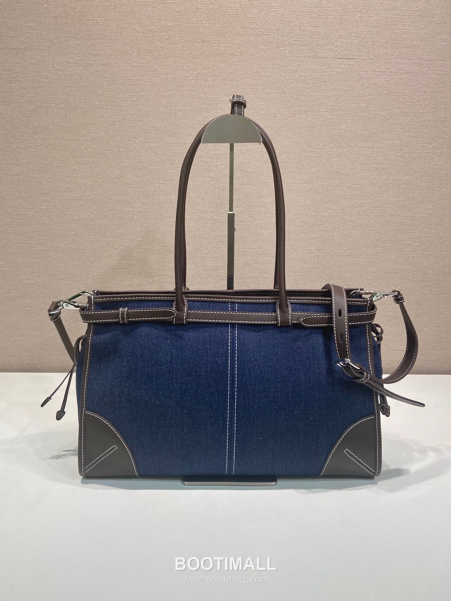 Prada Bonnie Denim Tote Bag with Calfskin Trim and Contrast Stitch Detail 프라다 보니 데님 카프스킨 트림 콘트라스트 스티치 토트백 1BA433 38cm 4