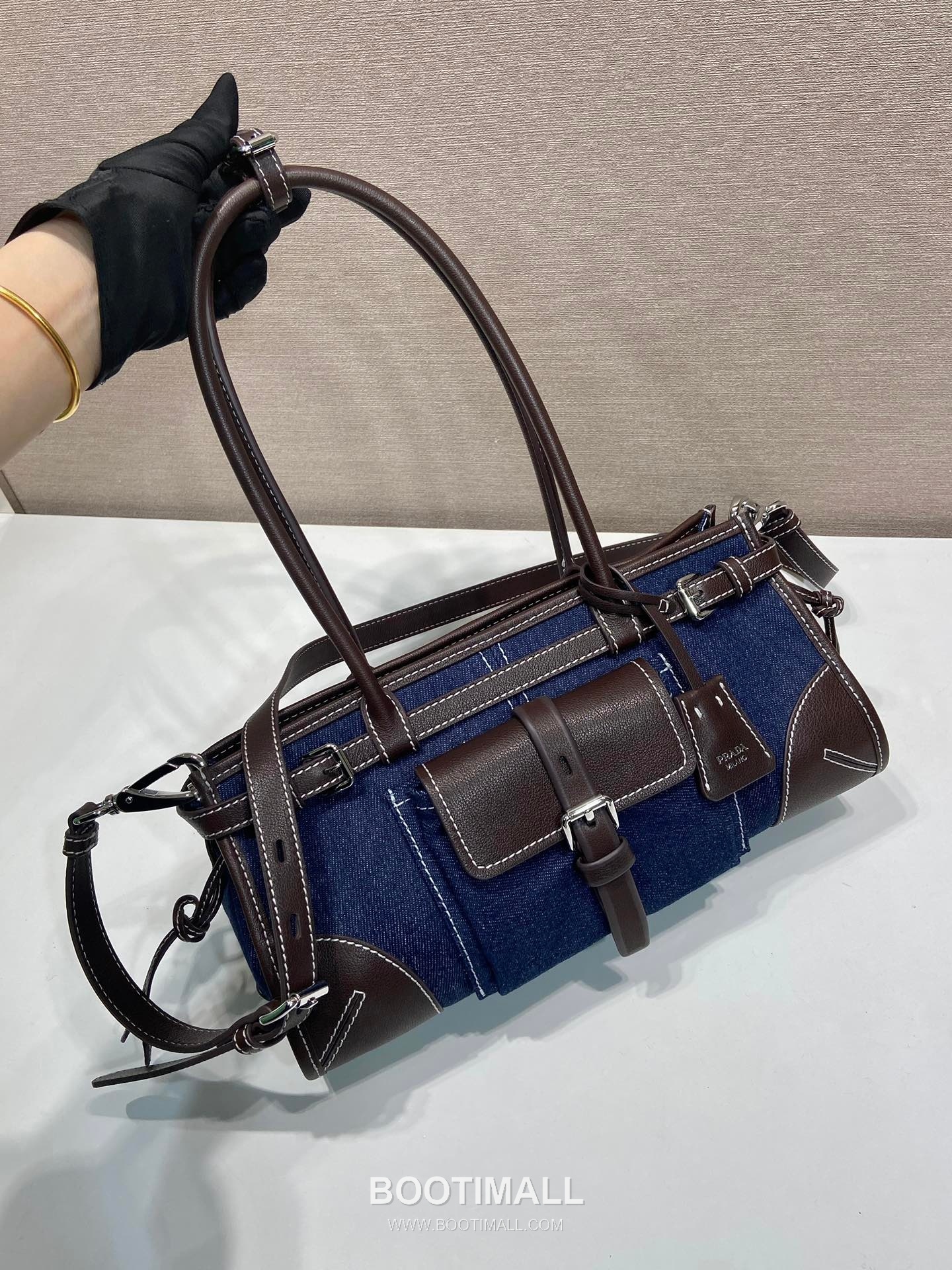 Prada Bonnie Denim Tote Bag with Calfskin Trim and Contrast Stitch Detail 프라다 보니 데님 카프스킨 트림 콘트라스트 스티치 토트백 1BA426 32cm 3