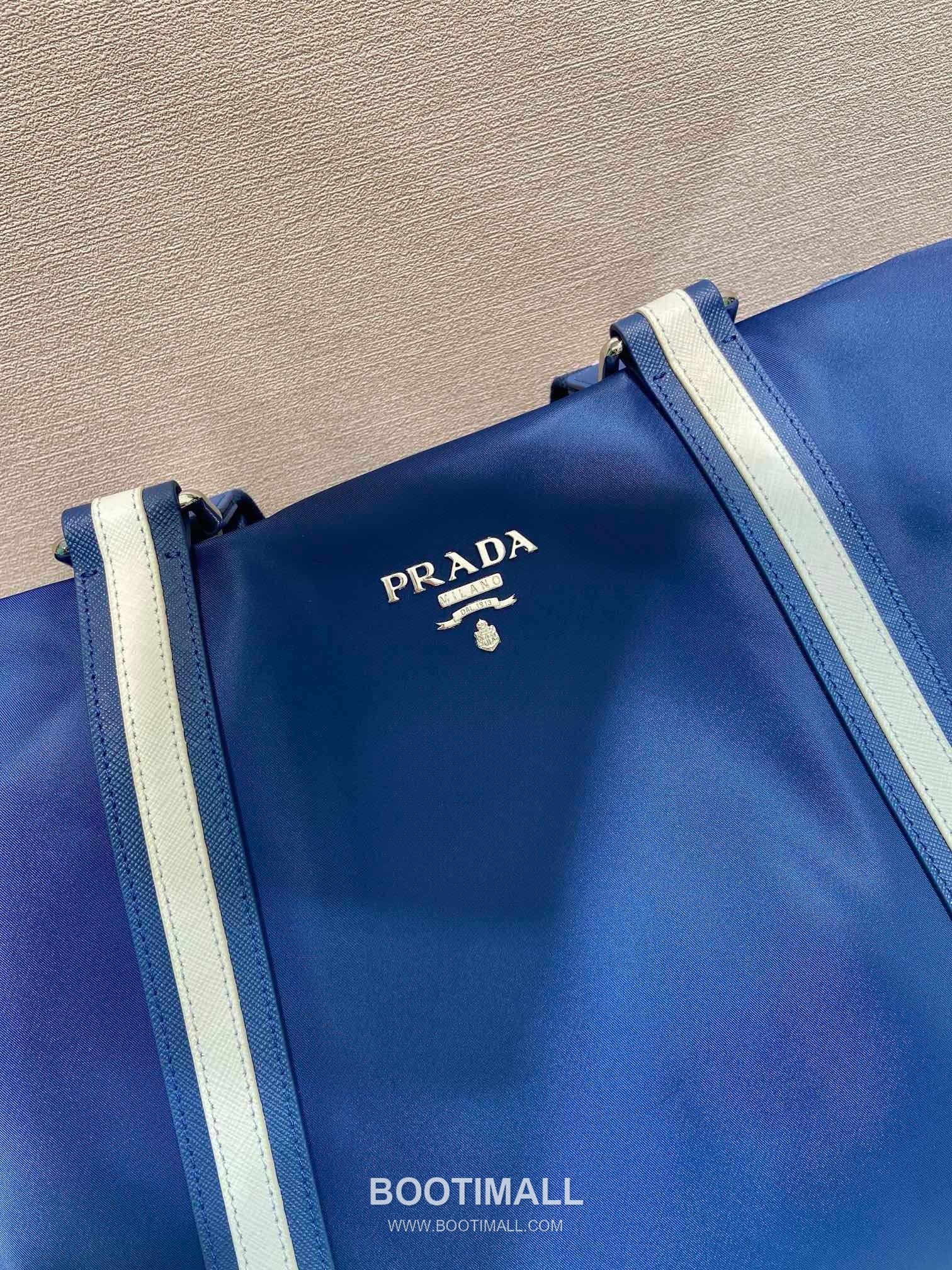 Prada Parachute Nylon Tote Bag with Calfskin Trim and Large Capacity Detail 프라다 패러슈트 나일론 카프스킨 트림 대용량 토트백 2096 40cm 7