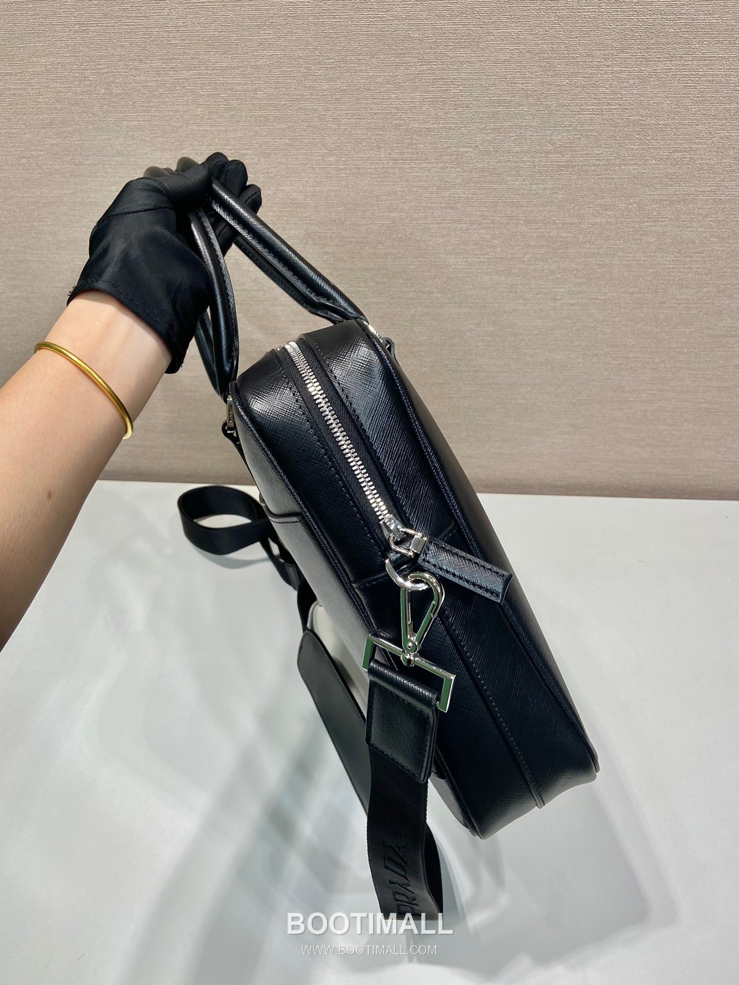 Prada Crossgrain Calfskin Tote Bag with Lambskin Lining and Structured Design 프라다 크로스그레인 카프스킨 램스킨라이닝 구조형 토트백 0891 38cm 6