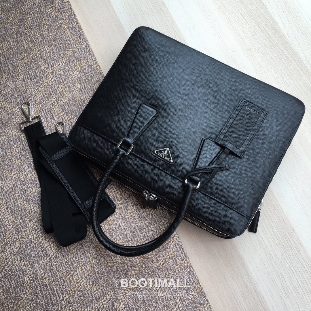 Prada Crossgrain Calfskin Tote Bag with Full Leather Interior and Structured Design 프라다 크로스그레인 카프스킨 풀레더 구조형 토트백 0366B 36.5cm 5