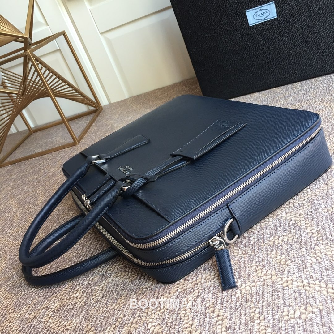 Prada Crossgrain Calfskin Tote Bag with Dual Compartment and Metal Logo Detail 프라다 크로스그레인 카프스킨 더블컴파트먼트 메탈로고 토트백 2VE366B 36cm 7