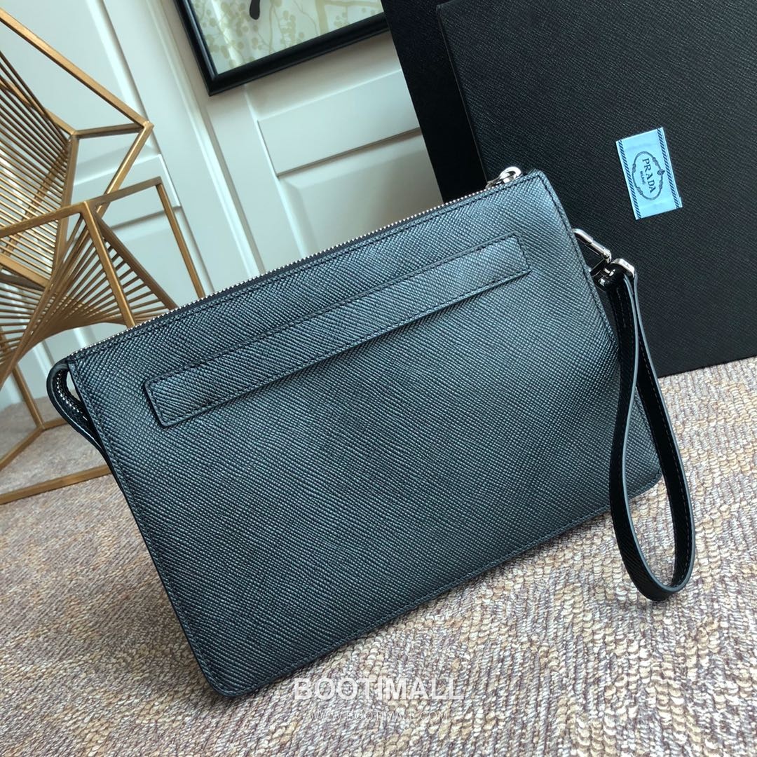 Prada Saffiano Calfskin Clutch Bag with Wrist Strap and Card Slot Detail 프라다 사피아노 카프스킨 손목스트랩 카드슬롯 클러치 2VF019 26cm 5