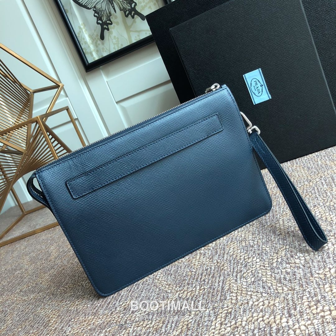 Prada Saffiano Calfskin Clutch Bag with Wrist Strap and Card Slot Detail 프라다 사피아노 카프스킨 손목스트랩 카드슬롯 클러치 2VF019 26cm 5