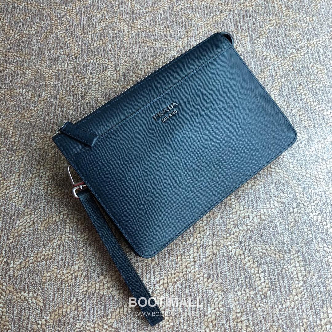 Prada Saffiano Calfskin Clutch Bag with Wrist Strap and Card Slot Detail 프라다 사피아노 카프스킨 손목스트랩 카드슬롯 클러치 2VF019 26cm 6