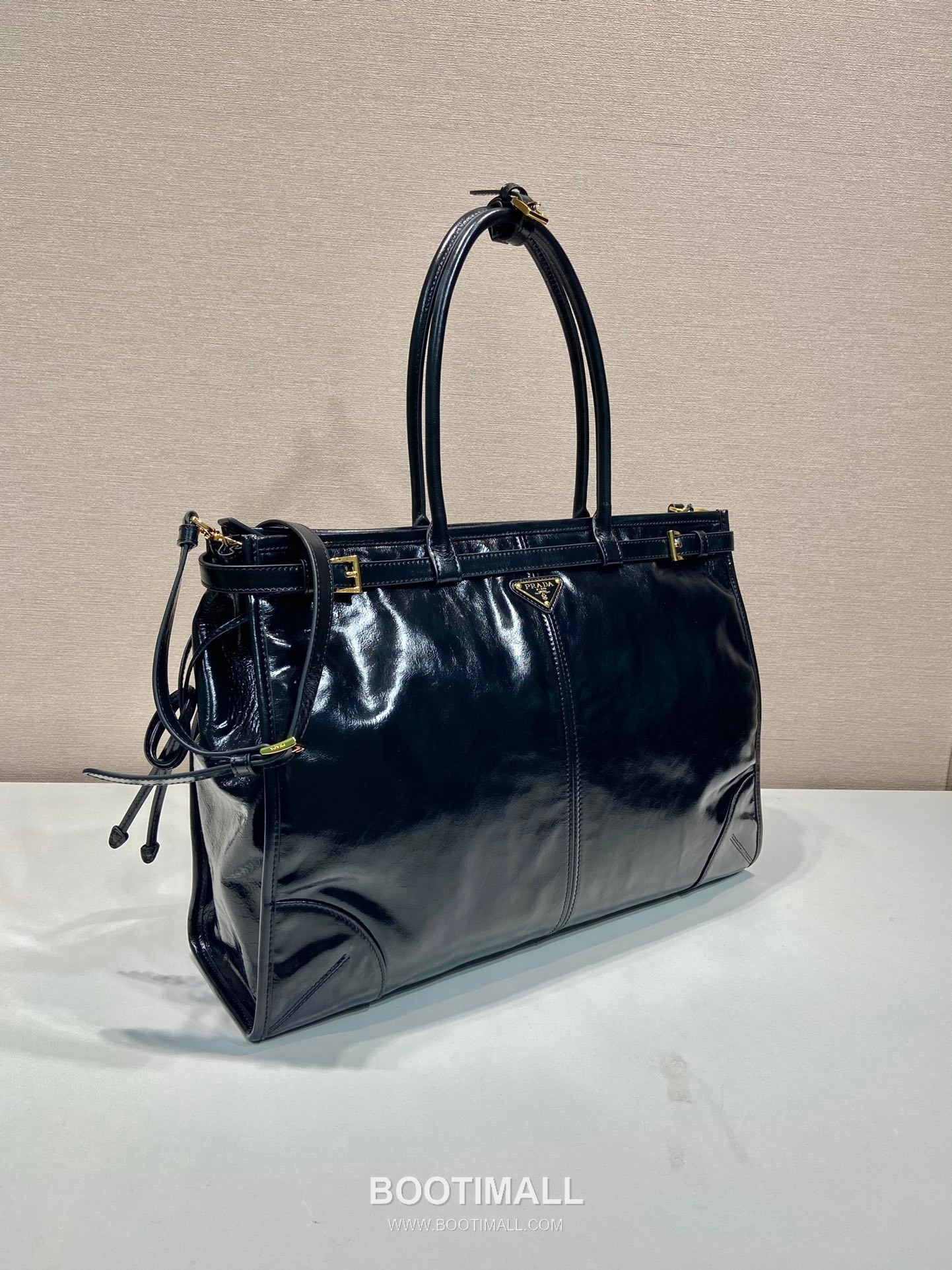 Prada LusSolf Oiled Wax Calfskin Tote Bag with Detachable Strap and Vintage Finish 프라다 루솔프 오일왁스 카프스킨 탈부착스트랩 빈티지 토트백 1BA439 42cm 3
