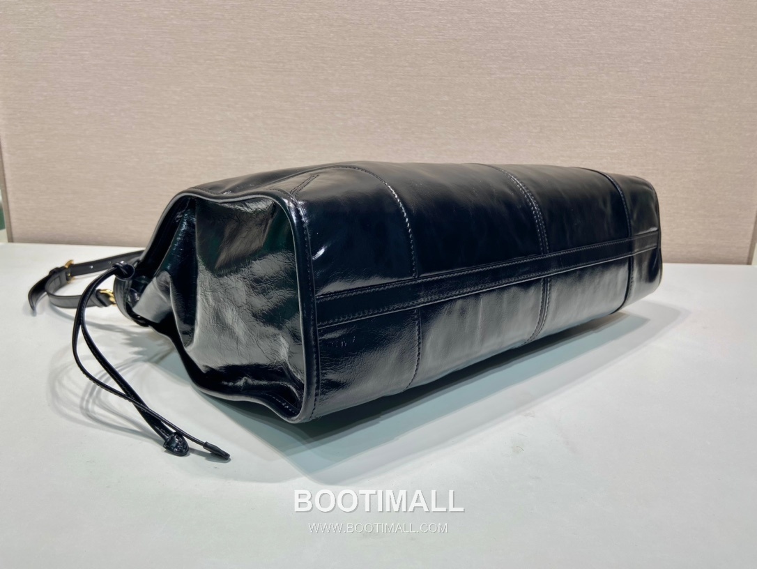 Prada LusSolf Oiled Wax Calfskin Tote Bag with Detachable Strap and Vintage Finish 프라다 루솔프 오일왁스 카프스킨 탈부착스트랩 빈티지 토트백 1BA439 42cm 6