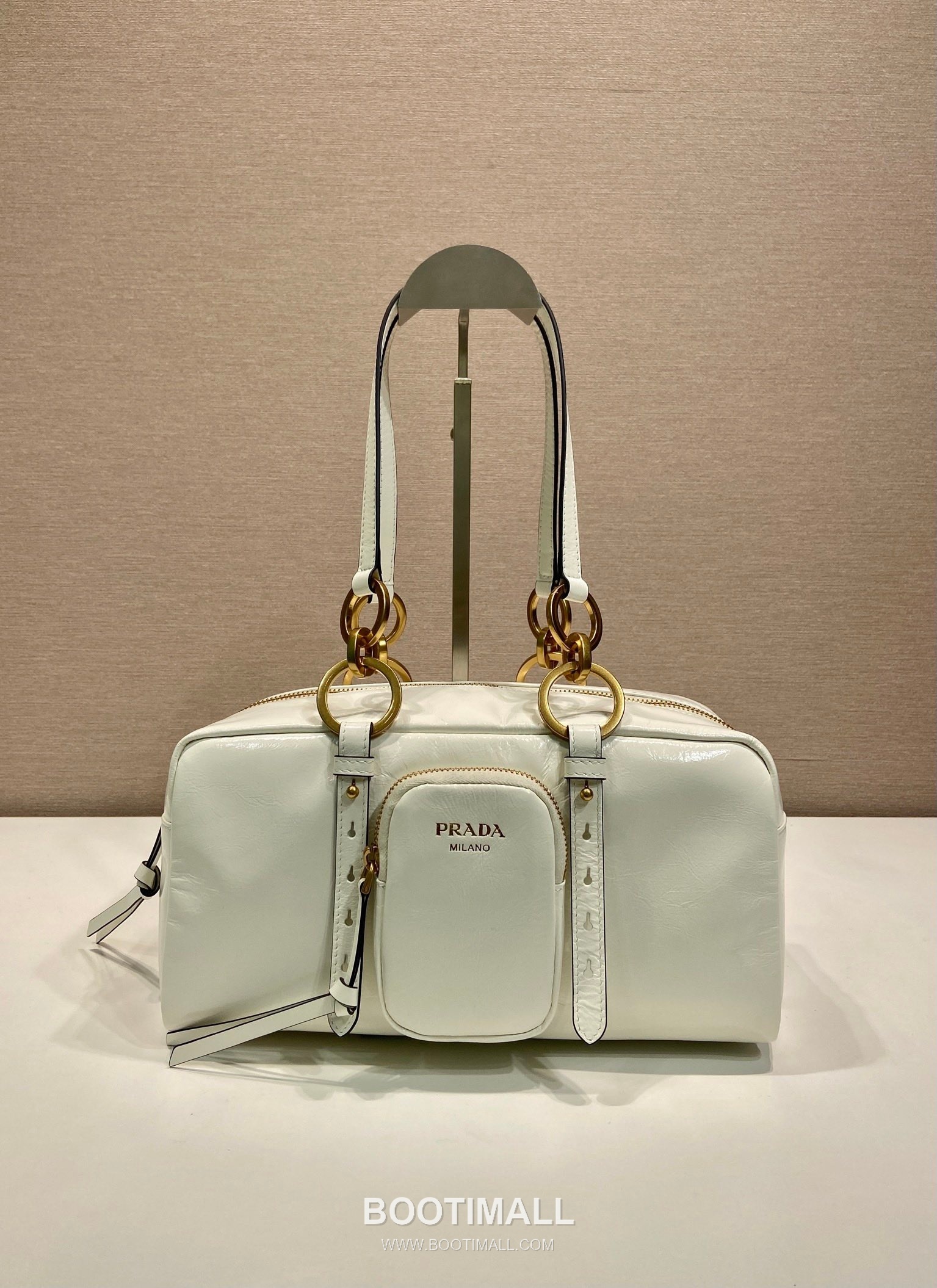 Prada Oiled Wax Calfskin Shoulder Bag with Vintage Metal Hardware and Zip Pocket Detail 프라다 오일왁스 카프스킨 빈티지메탈 지퍼포켓 숄더백 1BB138 30cm 1