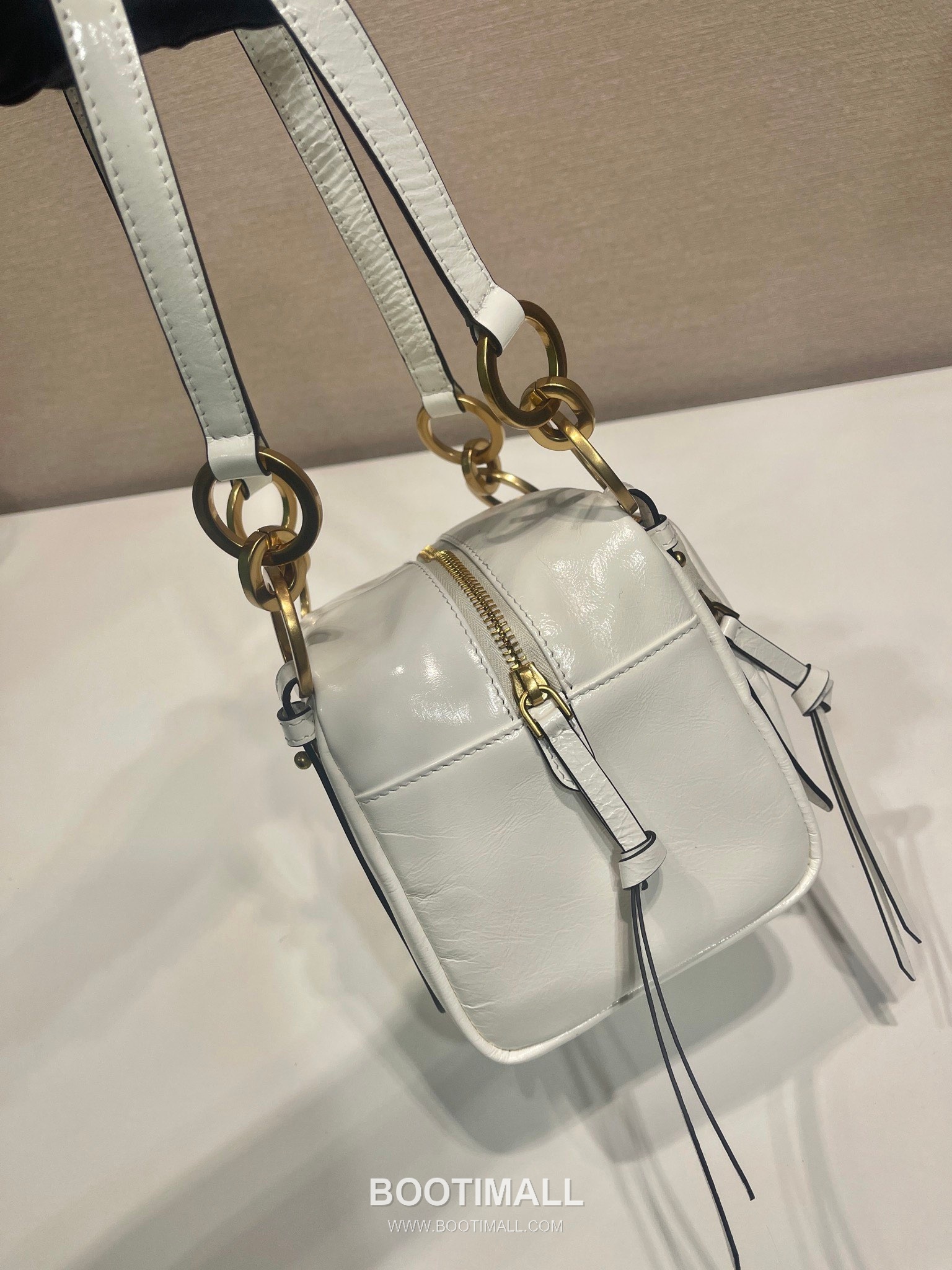 Prada Oiled Wax Calfskin Mini Top Handle Bag with Vintage Metal Hardware and Zip Pocket Detail 프라다 오일왁스 카프스킨 빈티지메탈 지퍼포켓 미니 토트백 1BB137 14cm 5