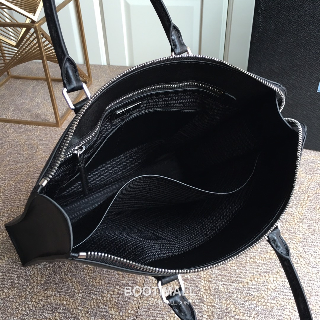 Prada Crossgrain Calfskin Tote Bag with Triangle Logo Detail 프라다 크로스그레인 카프스킨 삼각로고 토트백 1079 34cm 8