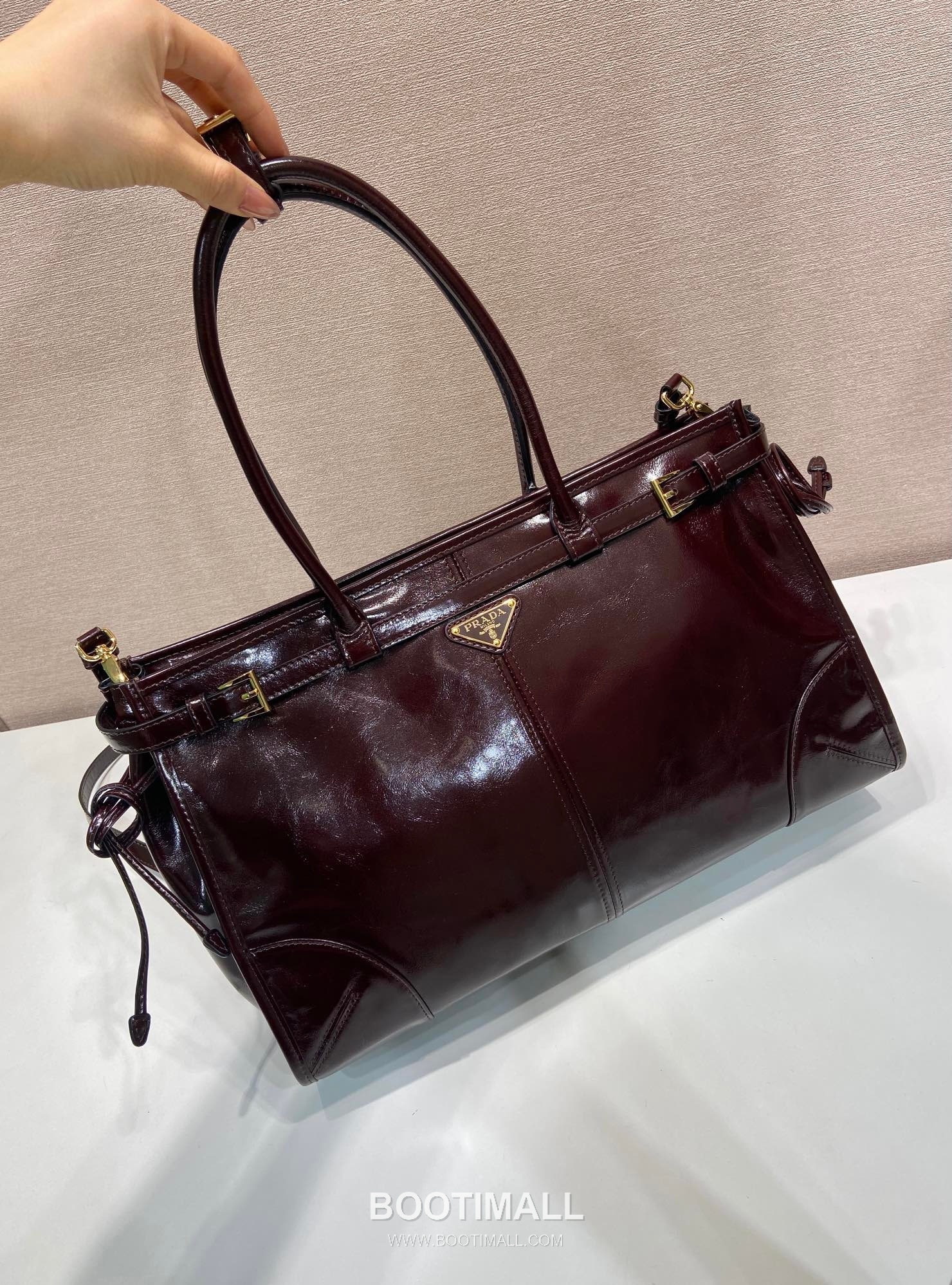 Prada LusSolf Oiled Wax Calfskin Tote Bag with Detachable Strap and Vintage Finish 프라다 루솔프 오일왁스 카프스킨 탈부착스트랩 빈티지 토트백 1BA433 38cm 3