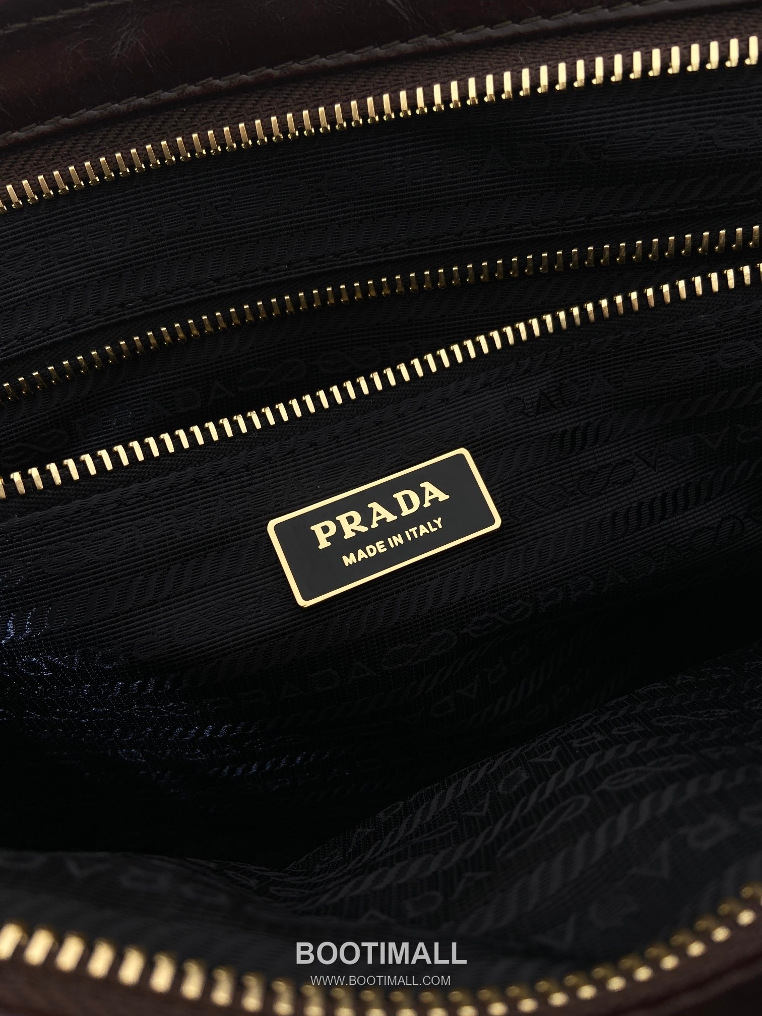 Prada LusSolf Oiled Wax Calfskin Tote Bag with Detachable Strap and Vintage Finish 프라다 루솔프 오일왁스 카프스킨 탈부착스트랩 빈티지 토트백 1BA433 38cm 9