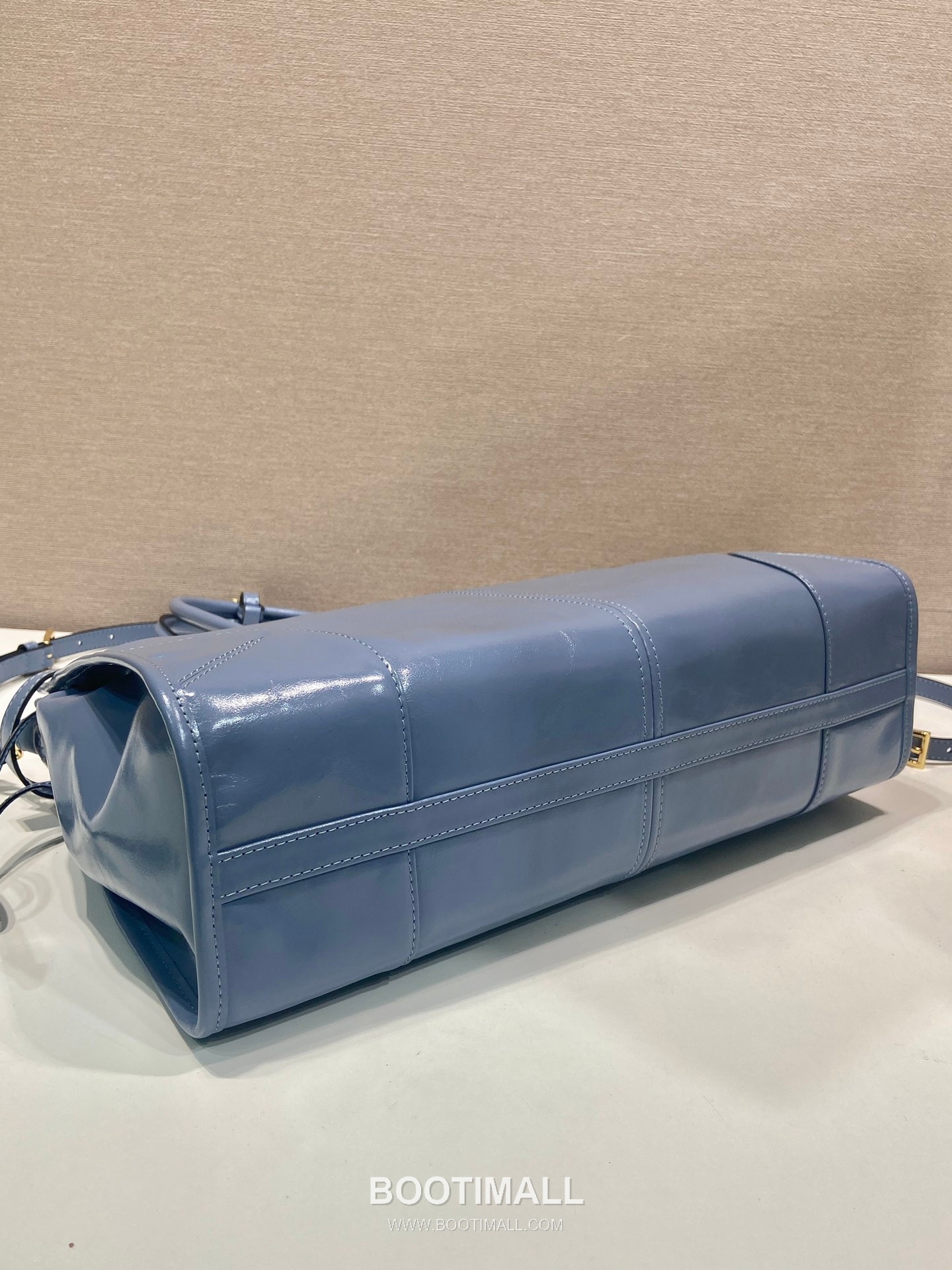 Prada LusSolf Oiled Wax Calfskin Tote Bag with Detachable Strap and Vintage Finish 프라다 루솔프 오일왁스 카프스킨 탈부착스트랩 빈티지 토트백 1BA433 38cm 6