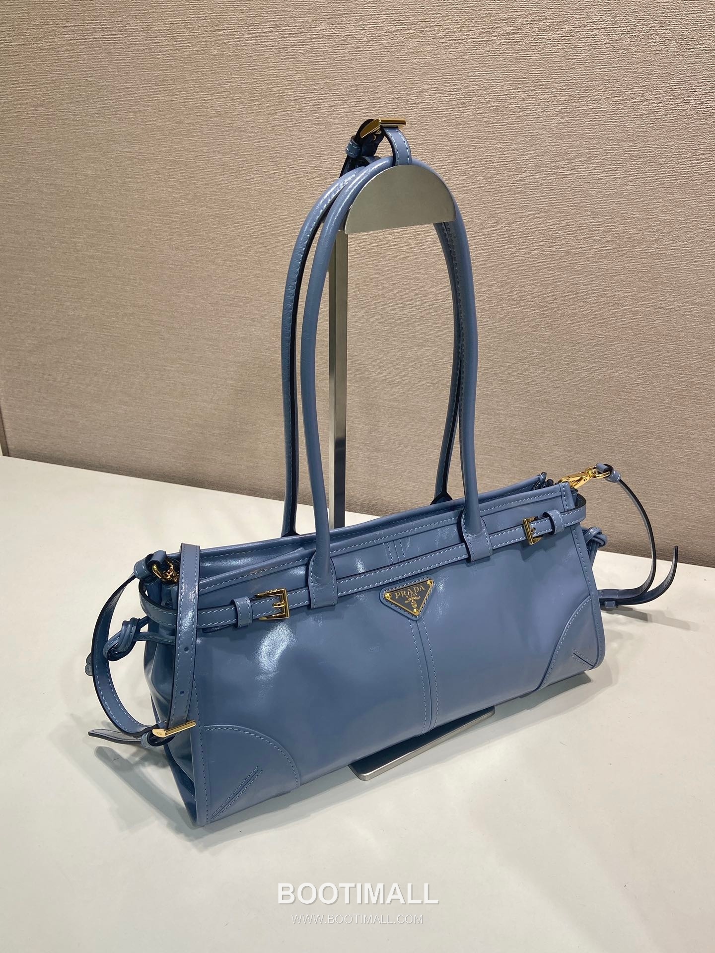 Prada LusSolf Oiled Wax Calfskin Tote Bag with Detachable Strap and Vintage Finish 프라다 루솔프 오일왁스 카프스킨 탈부착스트랩 빈티지 토트백 1BA426 32cm 2