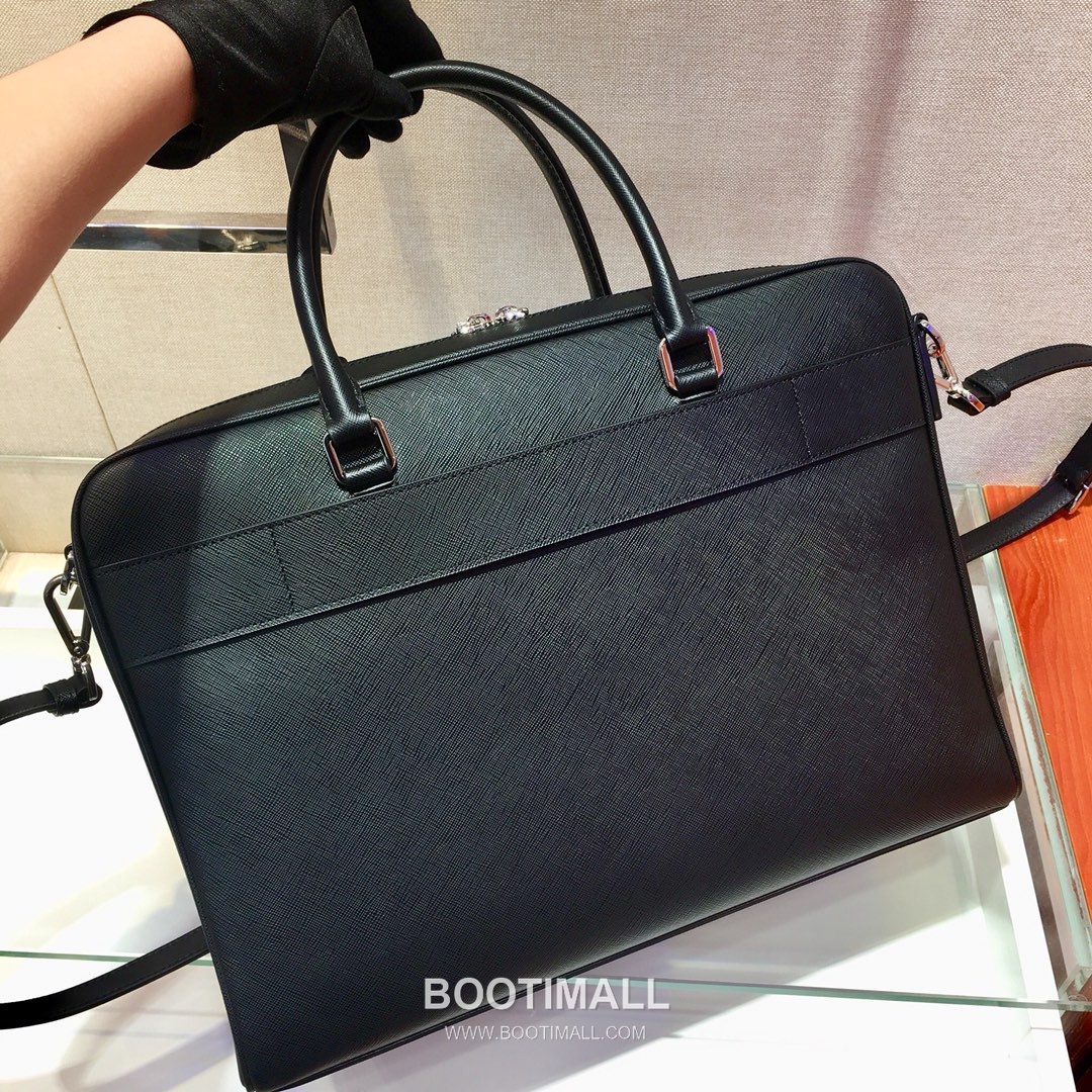 Prada Saffiano Calfskin Briefcase with Dual Handle and Zip Compartment Detail 프라다 사피아노 카프스킨 더블핸들 지퍼컴파트먼트 브리프케이스 2VE016 38cm 3
