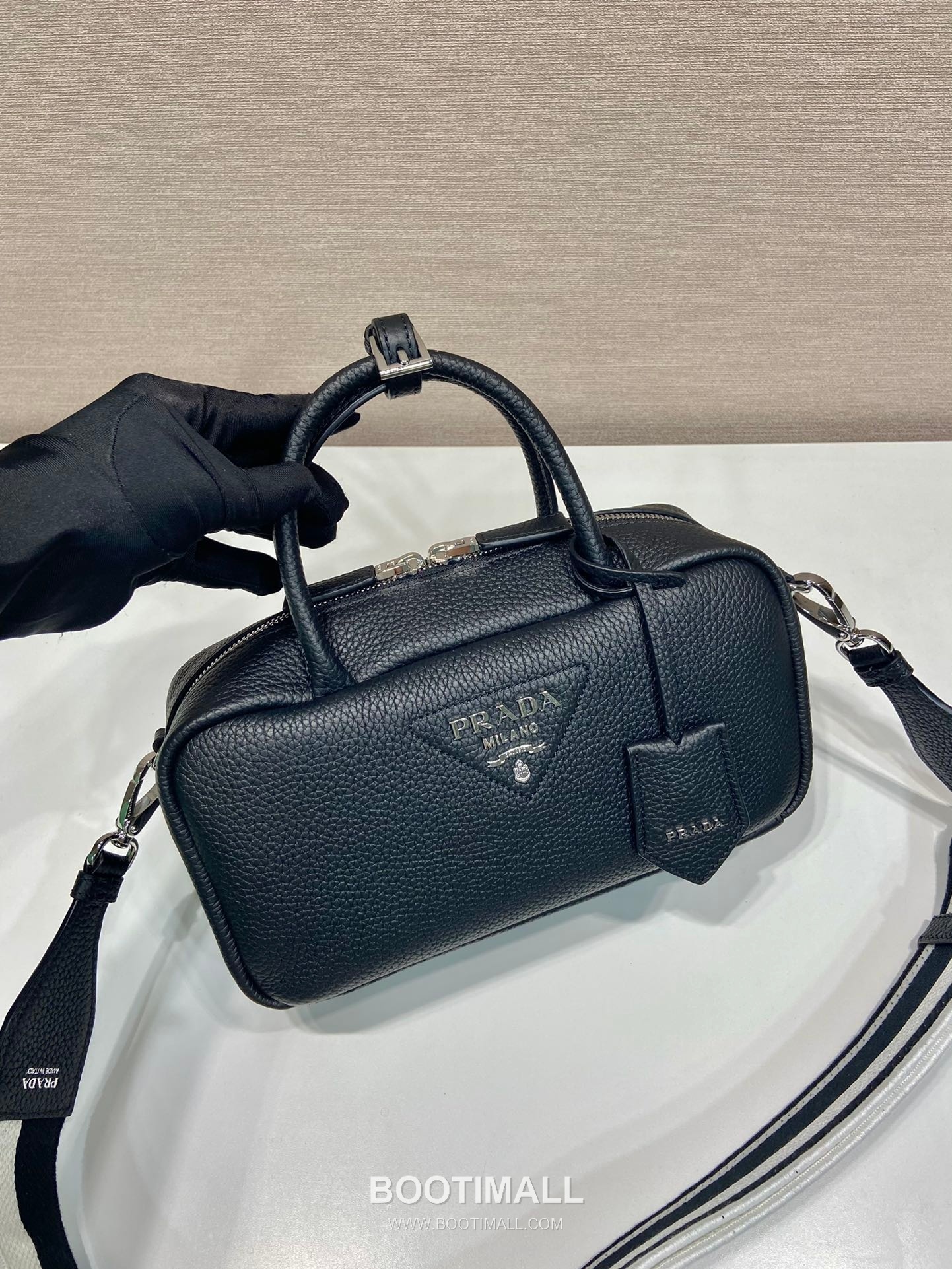Prada Deer Grain Calfskin Top Handle Bag with Woven Strap and Zip Detail 프라다 디어그레인 카프스킨 우븐스트랩 지퍼 토트백 1BB102 24cm 2