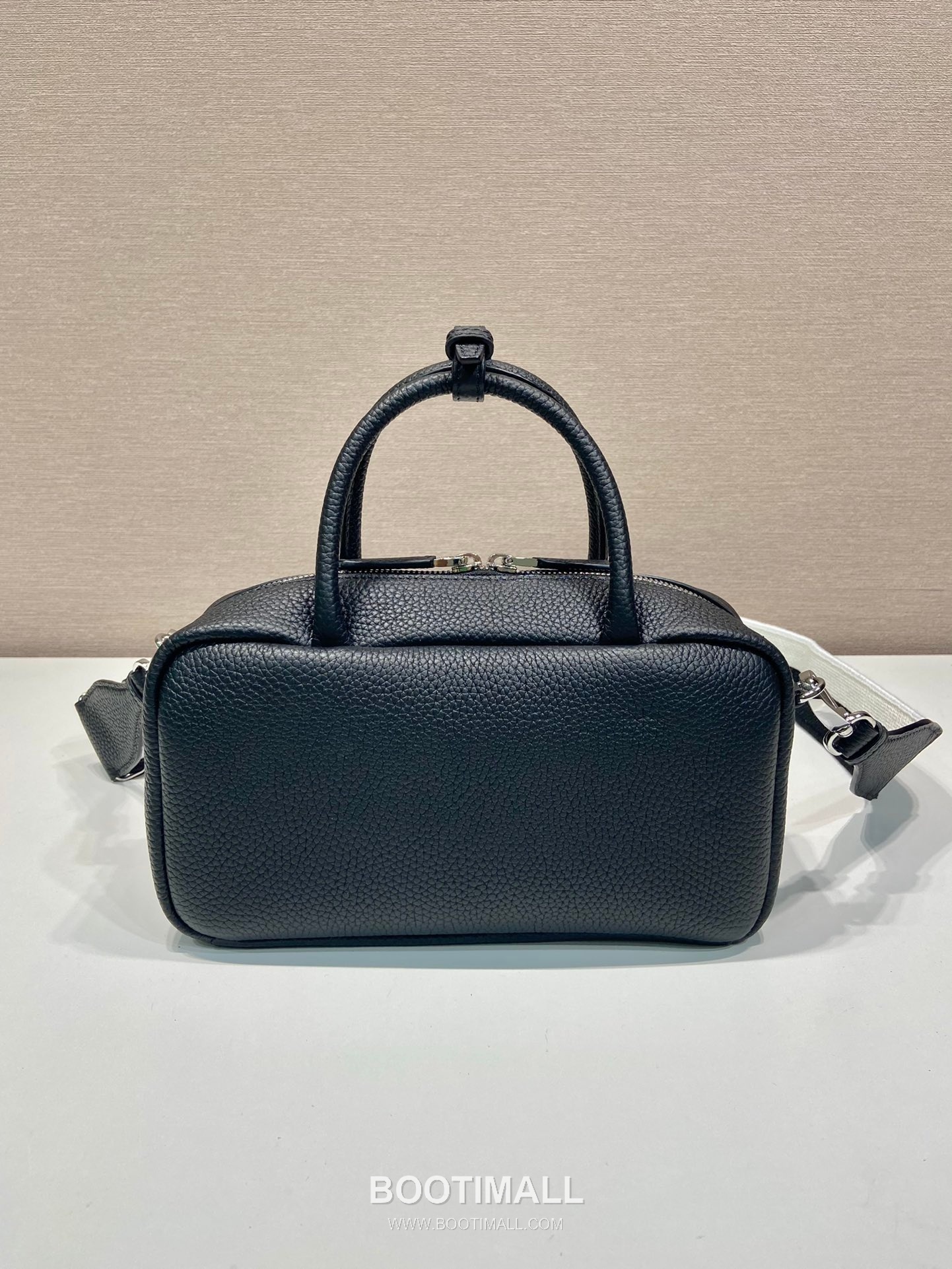 Prada Deer Grain Calfskin Top Handle Bag with Woven Strap and Zip Detail 프라다 디어그레인 카프스킨 우븐스트랩 지퍼 토트백 1BB102 24cm 4