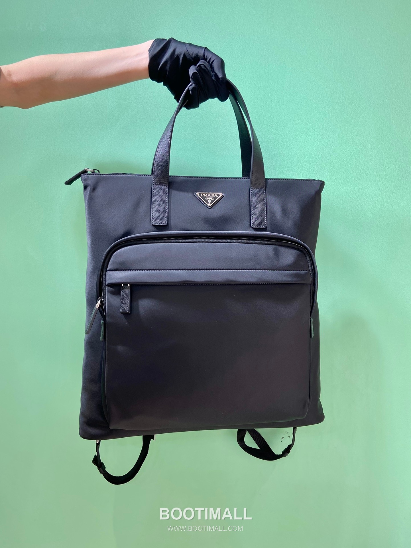 Prada Nylon Tote Backpack with Crossgrain Calfskin Handle and Multi Way Carry Detail 프라다 나일론 카프스킨 핸들 멀티웨이 토트백 2VG098 38cm 1