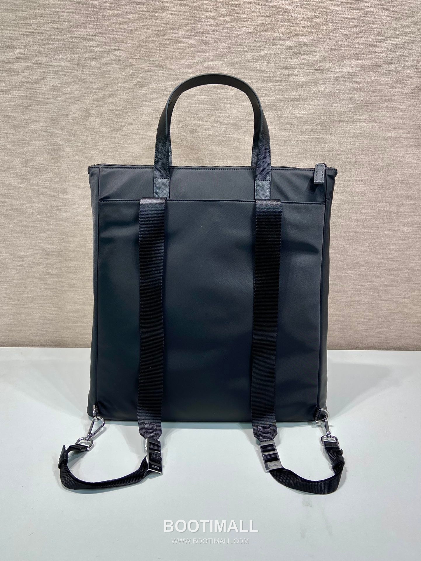 Prada Nylon Tote Backpack with Crossgrain Calfskin Handle and Multi Way Carry Detail 프라다 나일론 카프스킨 핸들 멀티웨이 토트백 2VG098 38cm 4