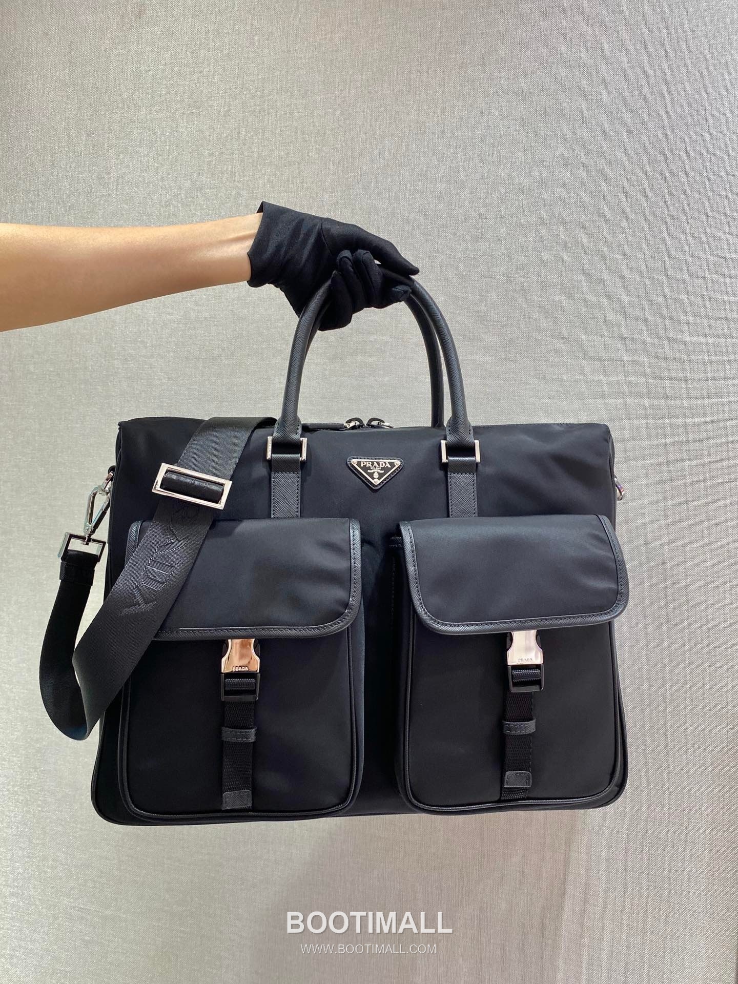 Prada Nylon Briefcase with Saffiano Leather Trim and Dual Front Pocket Detail 프라다 나일론 사피아노 트림 더블포켓 브리프케이스 2VE017 40cm 3