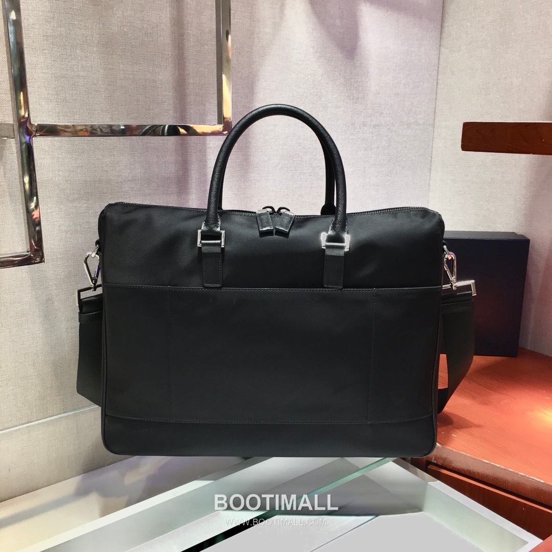 Prada Nylon Briefcase with Saffiano Leather Trim and Dual Front Pocket Detail 프라다 나일론 사피아노 트림 더블포켓 브리프케이스 2VE017 40cm 6