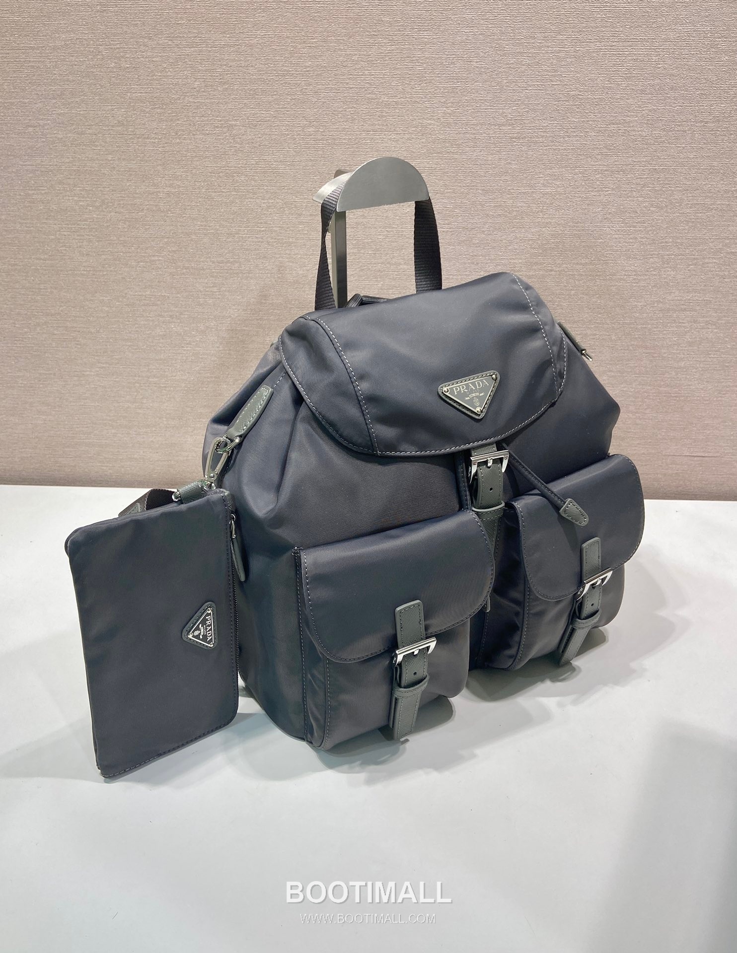 Prada Nylon Backpack with Saffiano Leather Trim and Detachable Pouch Detail 프라다 나일론 사피아노트림 탈부착파우치 백팩 1BZ811 30cm 2
