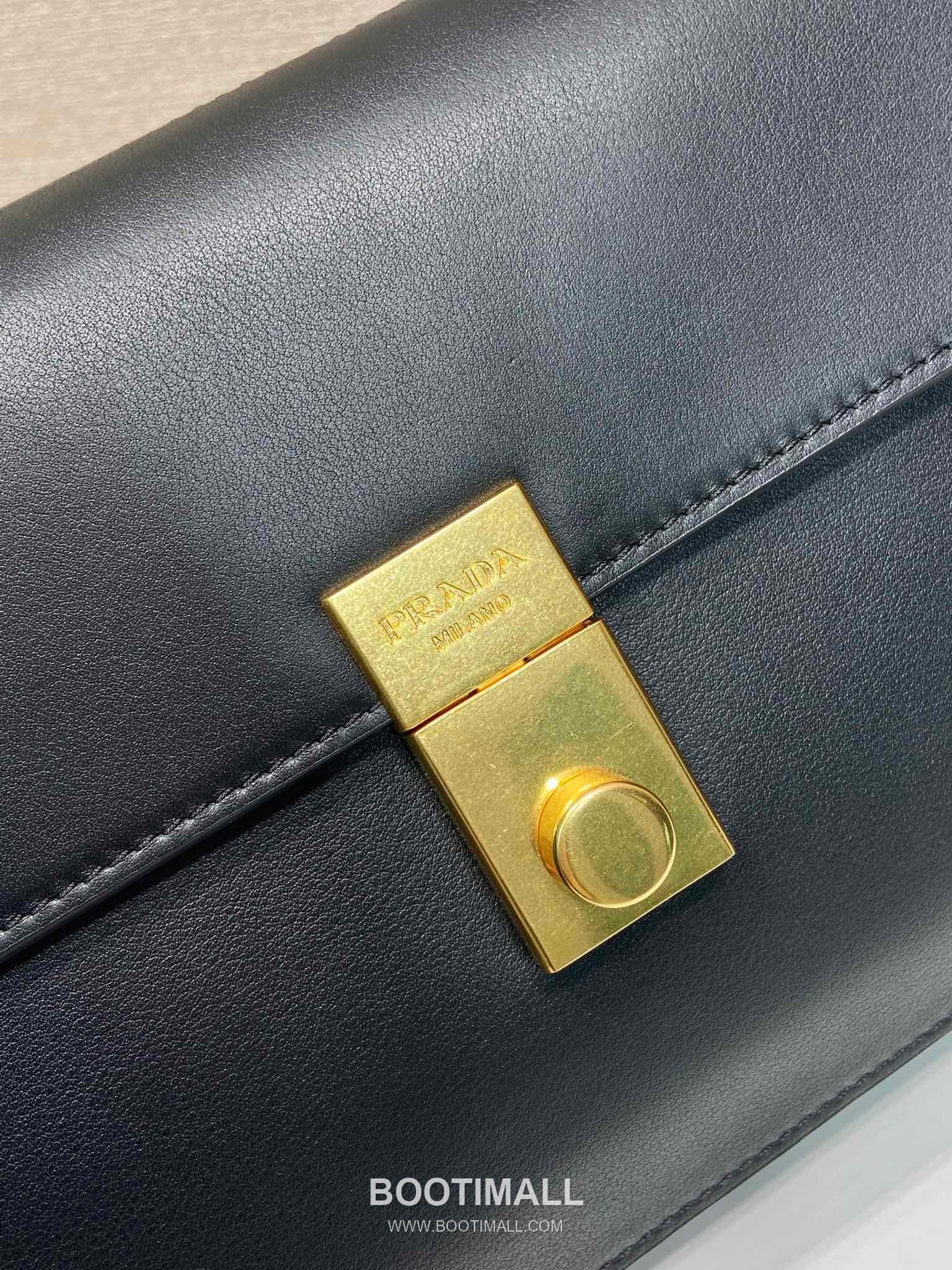 Prada Soft Sound Calfskin Tote Bag with Dual Compartment and Detachable Strap Detail 프라다 소프트사운드 카프스킨 더블컴파트먼트 탈부착스트랩 토트백 1BN023 28cm 7