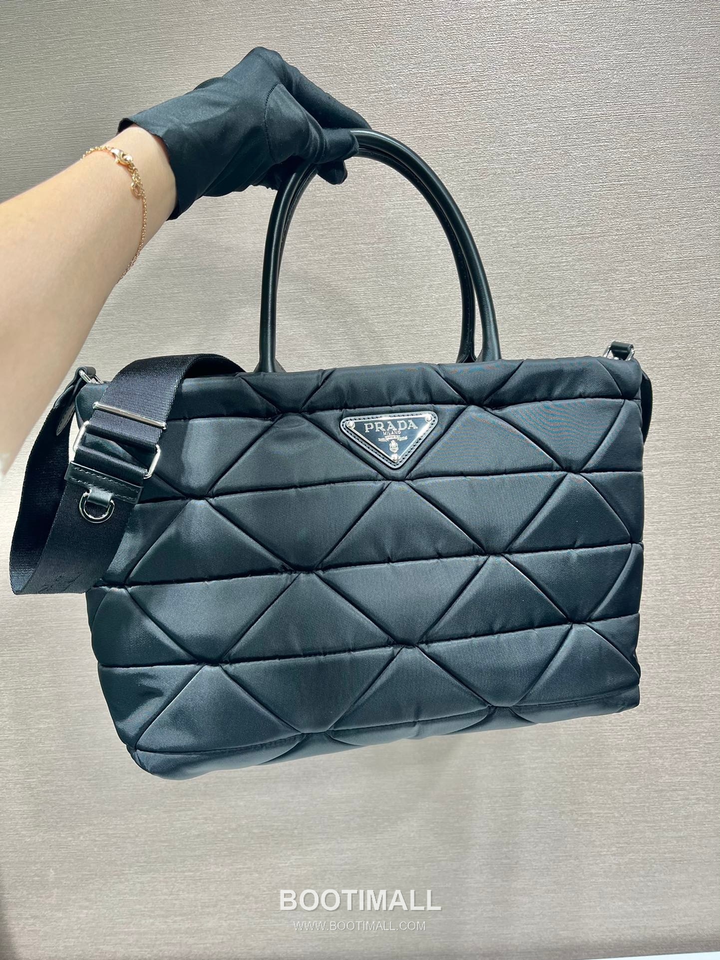 Prada System Calfskin Tote Bag with Triangle Stitching and Detachable Strap Detail 프라다 시스템 카프스킨 삼각스티치 탈부착스트랩 토트백 1BG435 33cm 1