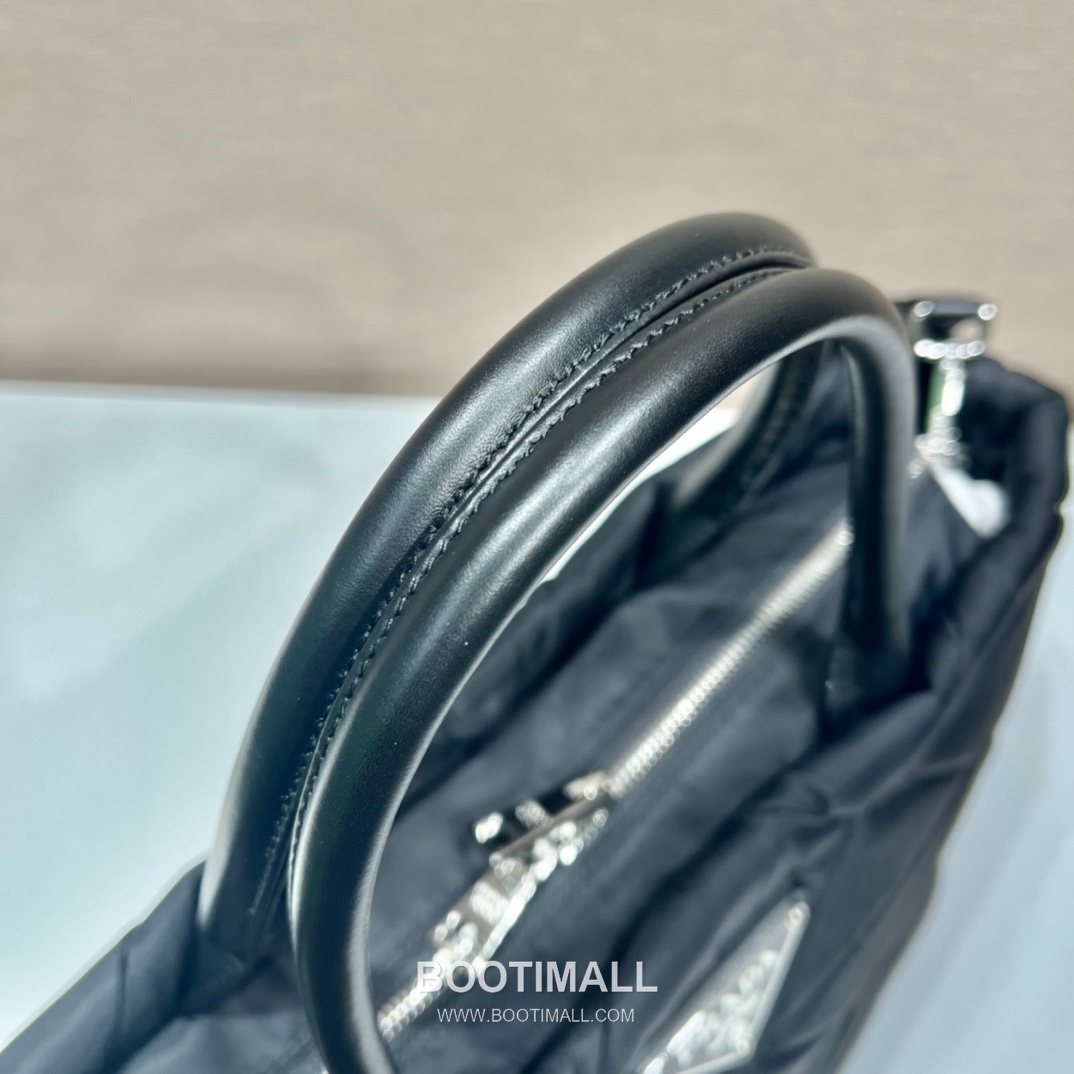 Prada System Calfskin Tote Bag with Triangle Stitching and Detachable Strap Detail 프라다 시스템 카프스킨 삼각스티치 탈부착스트랩 토트백 1BG435 33cm 6