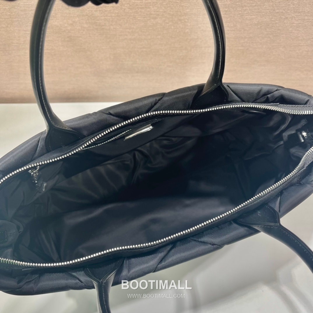 Prada System Calfskin Tote Bag with Triangle Stitching and Detachable Strap Detail 프라다 시스템 카프스킨 삼각스티치 탈부착스트랩 토트백 1BG435 33cm 8