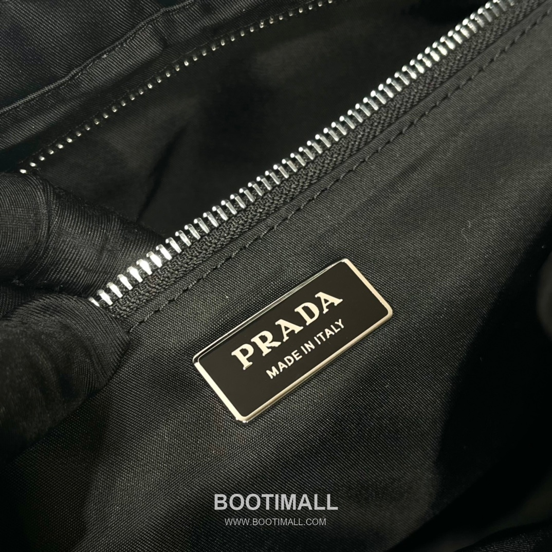 Prada System Calfskin Tote Bag with Triangle Stitching and Detachable Strap Detail 프라다 시스템 카프스킨 삼각스티치 탈부착스트랩 토트백 1BG435 33cm 9