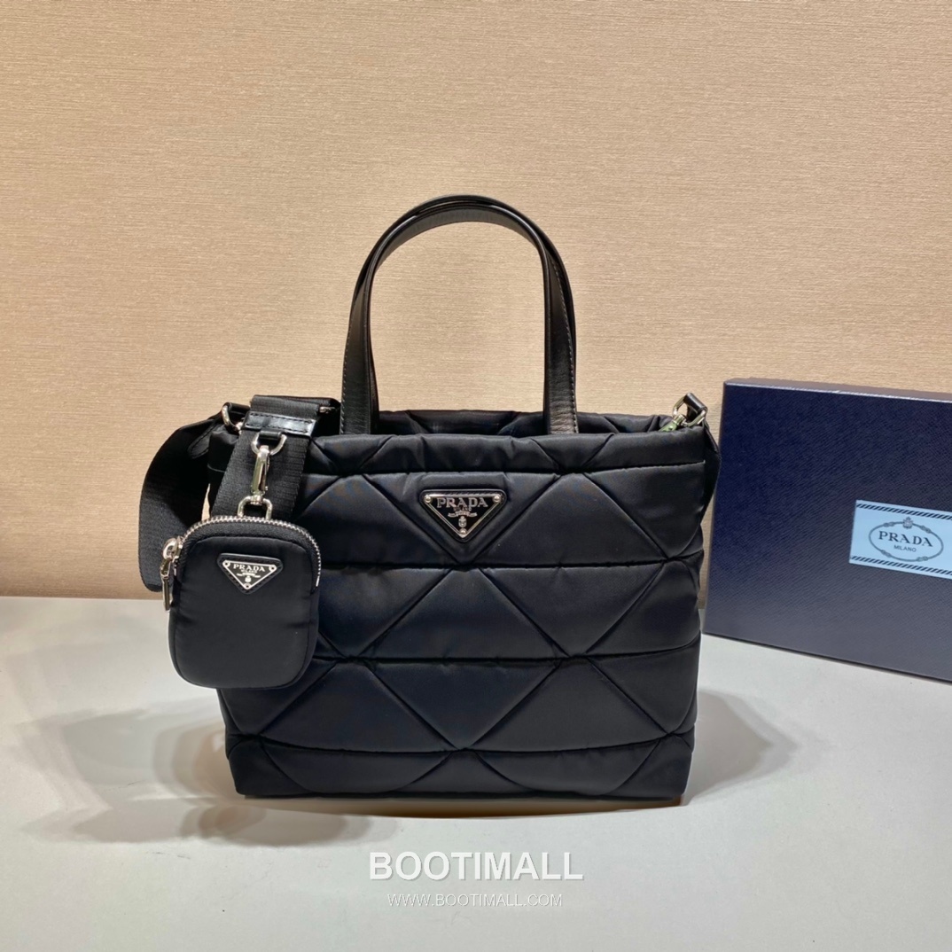 Prada System Calfskin Tote Bag with Triangle Stitching and Detachable Pouch Strap Detail 프라다 시스템 카프스킨 삼각스티치 파우치스트랩 토트백 1BG380 25cm 2