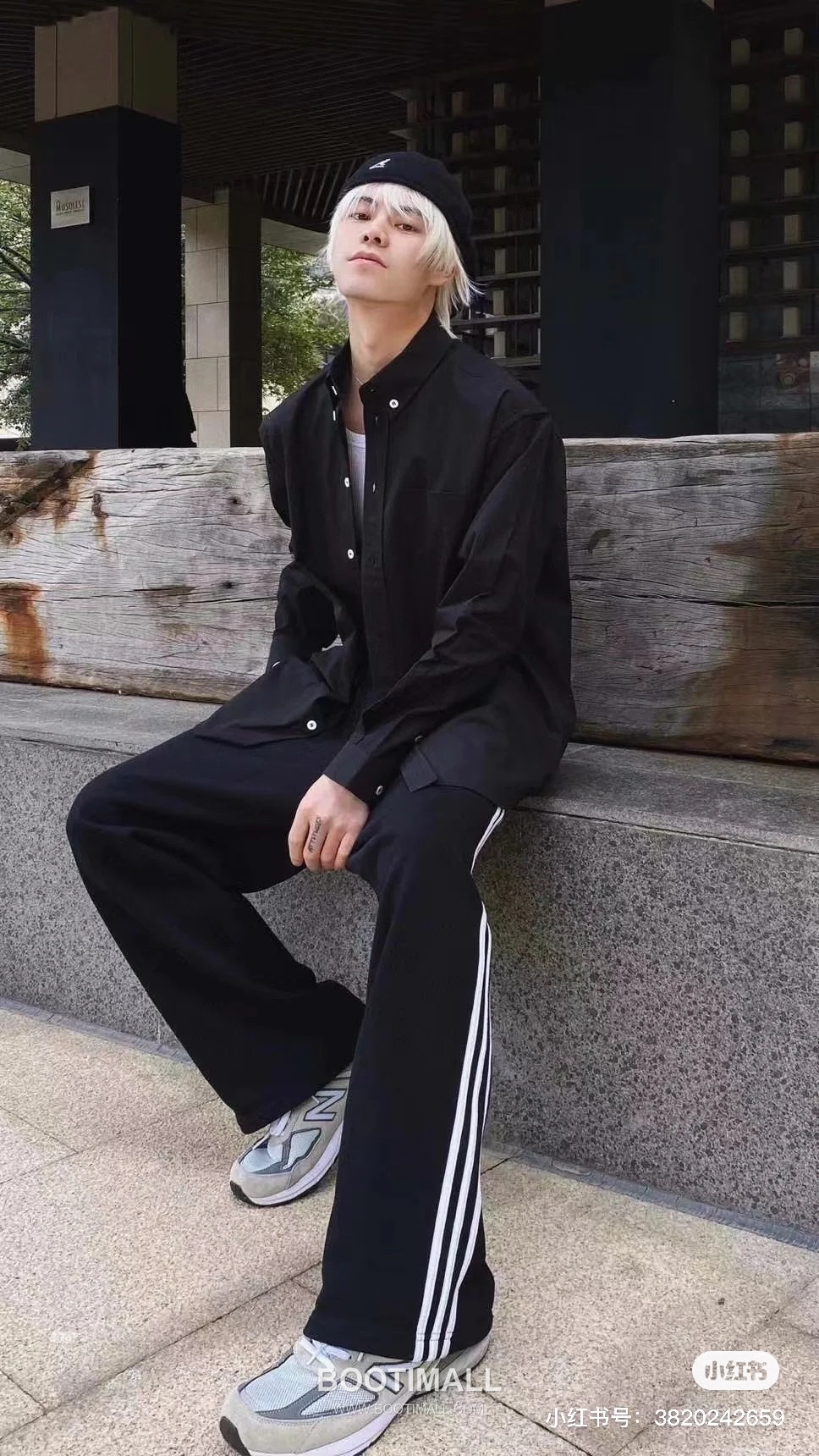 Balenciaga 2023 S/S Cotton Poplin Long Sleeve Shirt with Back Logo Print 발렌시아가 2023SS 코튼 포플린 블랙 셔츠 백 로고 프린트 2