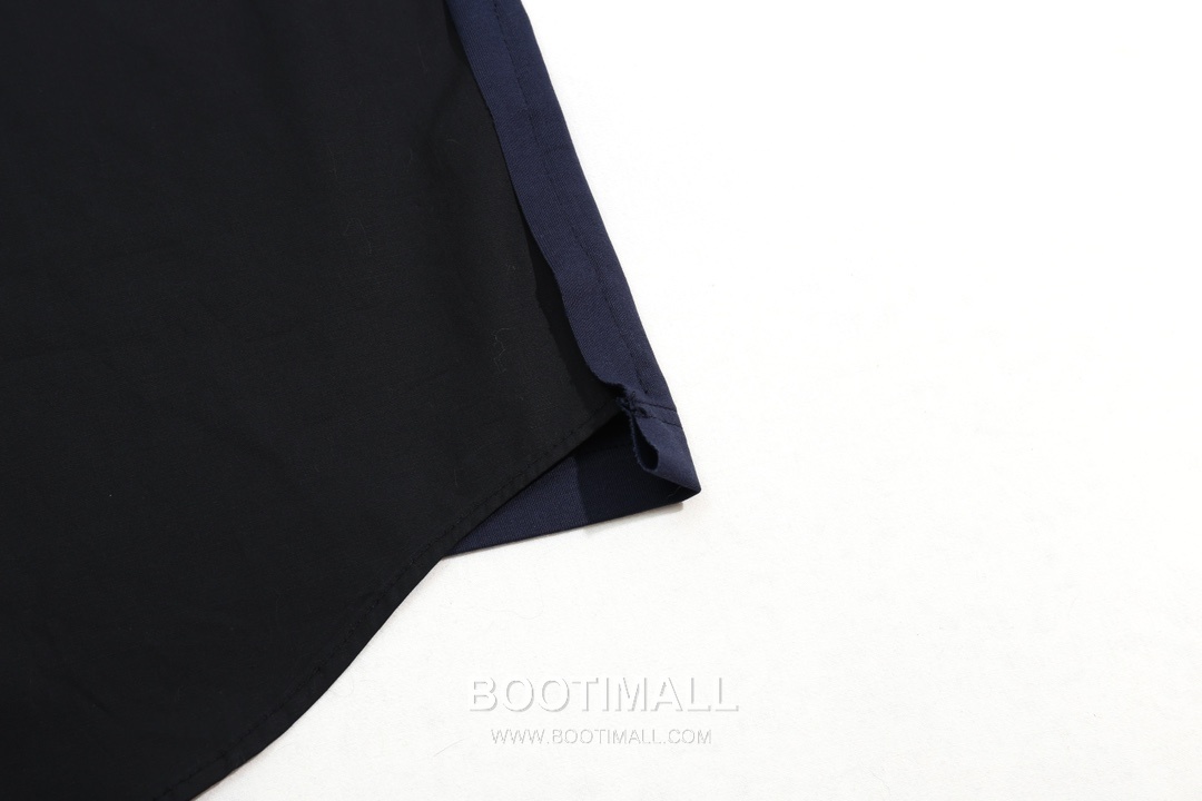 Balenciaga 2025 S/S Cotton Knit Panel Long Sleeve Shirt with Patchwork Detail 발렌시아가 2025SS 코튼 니트 패널 네이비 셔츠 패치워크 디테일 13