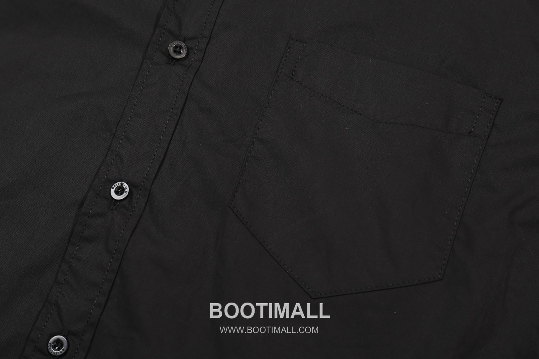 Balenciaga 2024 S/S Cotton Long Sleeve Shirt with Silicone Sleeve Logo 발렌시아가 2024SS 코튼 화이트 셔츠 실리콘 슬리브 로고 디테일 10