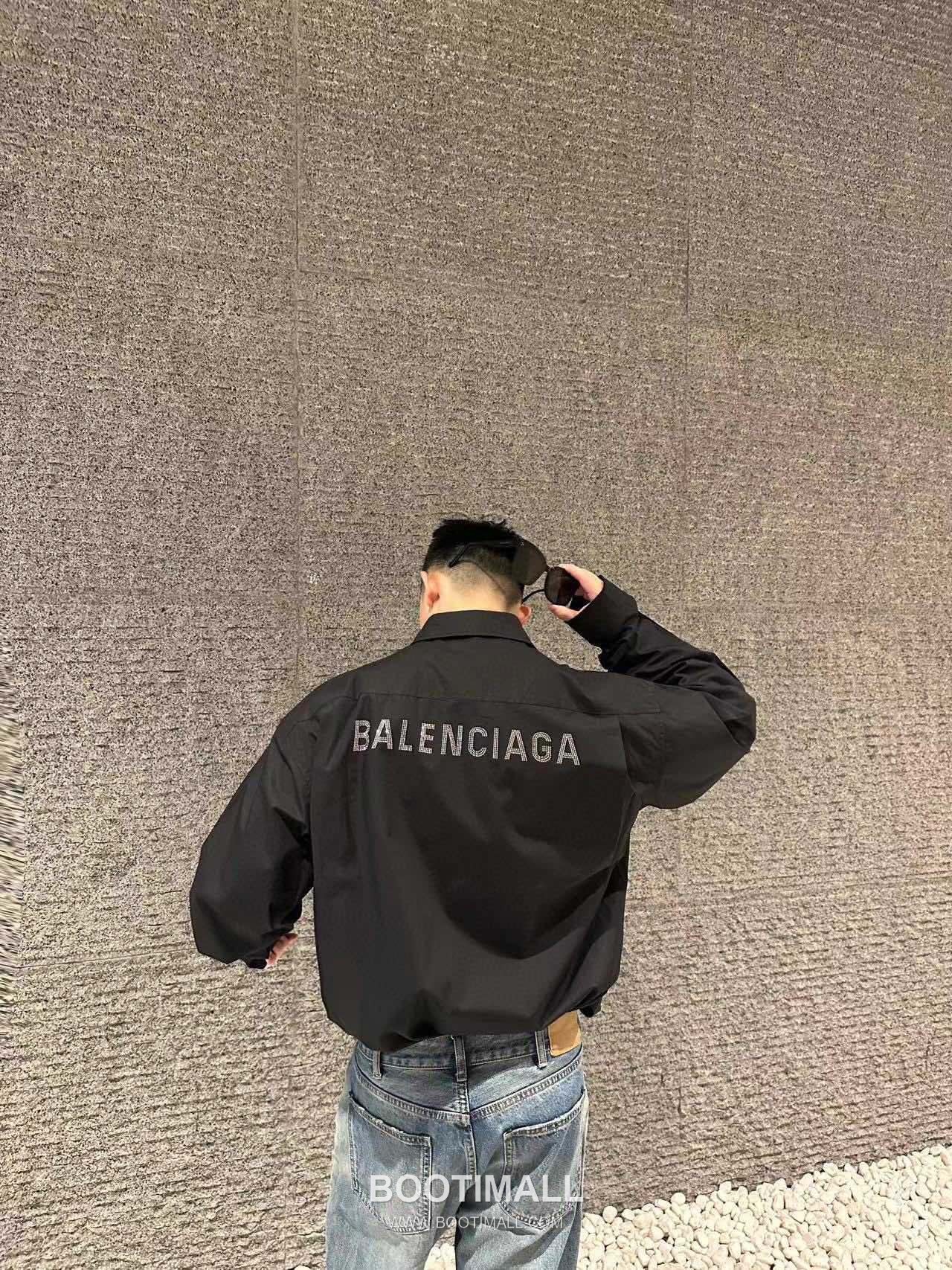 Balenciaga 2024 S/S Cotton Long Sleeve Shirt Jacket with Rhinestone Logo 발렌시아가 2024SS 코튼 블랙 셔츠 재킷 라인스톤 로고 5
