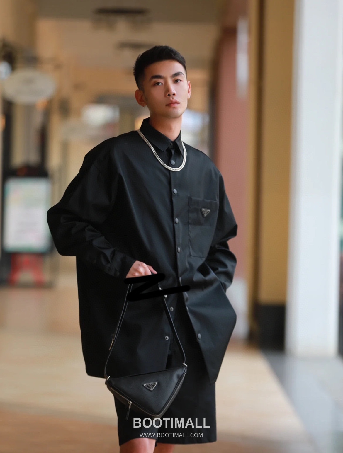 Prada 2024 S/S Nylon Long Sleeve Shirt Jacket with Triangle Logo 프라다 2024SS 나일론 블랙 셔츠 재킷 삼각 로고 1