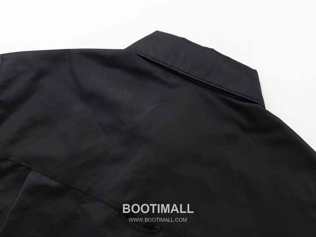 Prada 2024 S/S Nylon Long Sleeve Shirt Jacket with Triangle Logo 프라다 2024SS 나일론 블랙 셔츠 재킷 삼각 로고 12