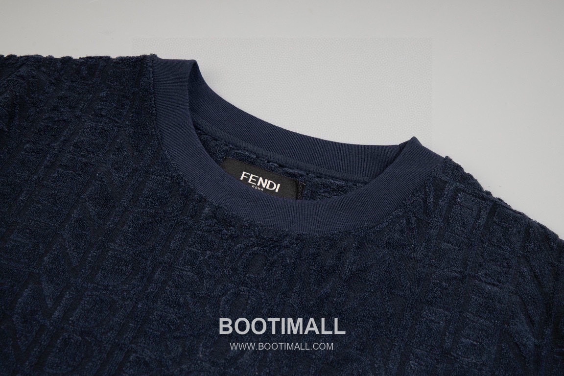 Fendi 2025 S/S Cotton Jacquard Short Sleeve T-Shirt with Logo Print 펜디 2025SS 코튼 자카드 블랙 티셔츠 로고 프린트 5