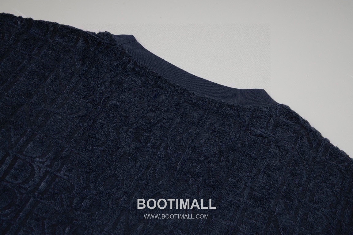 Fendi 2025 S/S Cotton Jacquard Short Sleeve T-Shirt with Logo Print 펜디 2025SS 코튼 자카드 블랙 티셔츠 로고 프린트 6