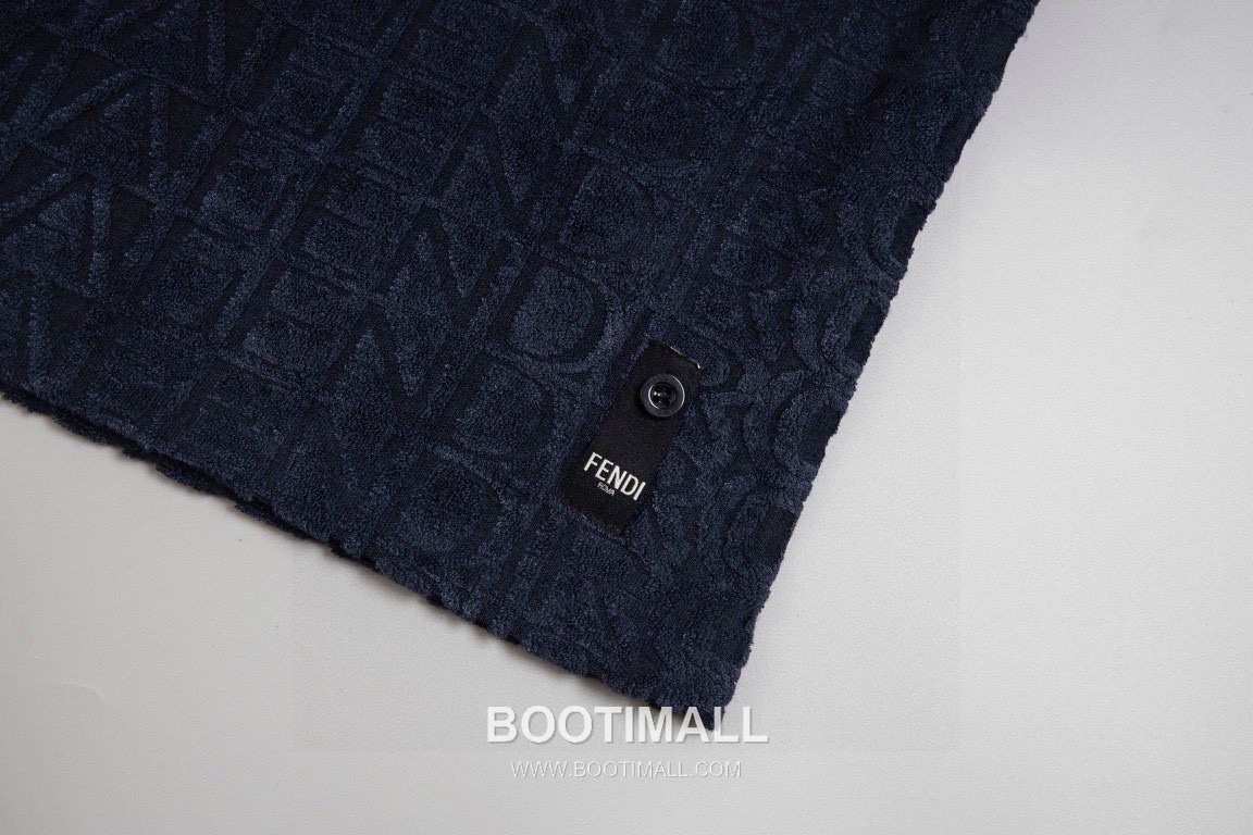 Fendi 2025 S/S Cotton Jacquard Short Sleeve T-Shirt with Logo Print 펜디 2025SS 코튼 자카드 블랙 티셔츠 로고 프린트 9