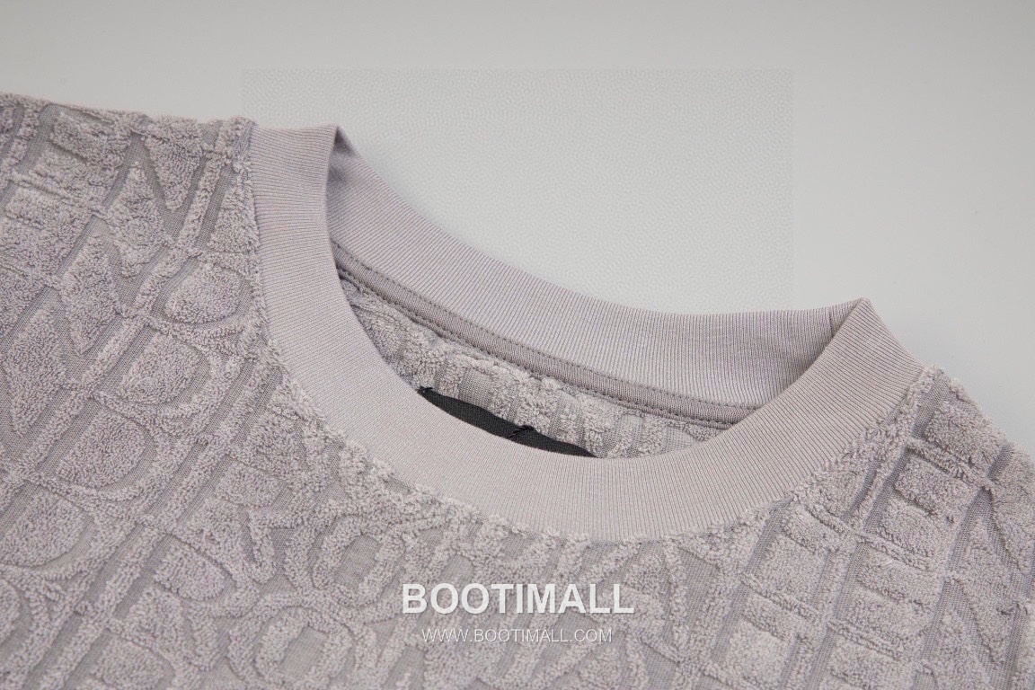 Fendi 2025 S/S Cotton Jacquard Short Sleeve T-Shirt with Logo Print 펜디 2025SS 코튼 자카드 블랙 티셔츠 로고 프린트 13