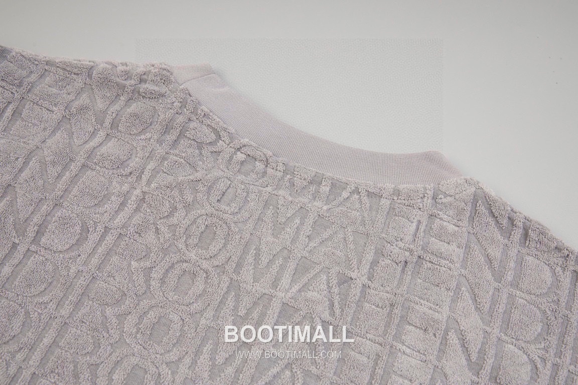 Fendi 2025 S/S Cotton Jacquard Short Sleeve T-Shirt with Logo Print 펜디 2025SS 코튼 자카드 블랙 티셔츠 로고 프린트 14