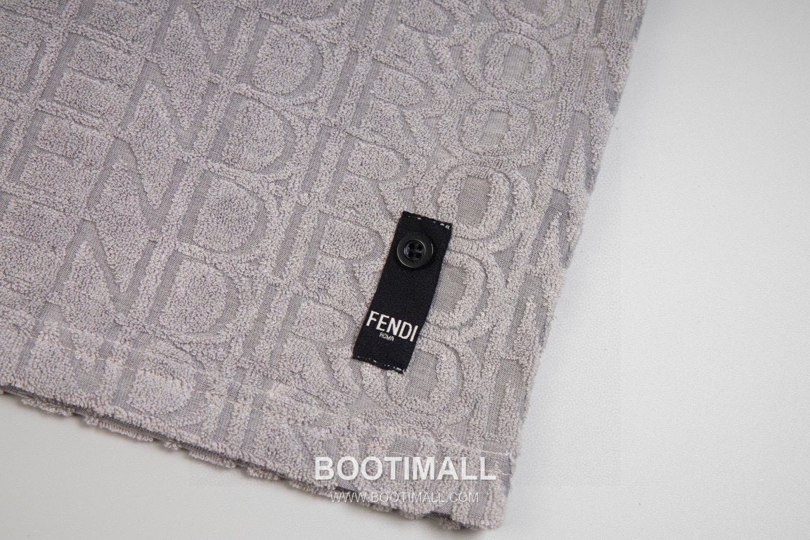 Fendi 2025 S/S Cotton Jacquard Short Sleeve T-Shirt with Logo Print 펜디 2025SS 코튼 자카드 블랙 티셔츠 로고 프린트 15