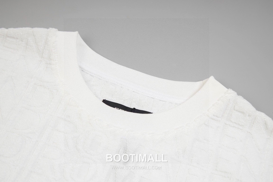 Fendi 2025 S/S Cotton Jacquard Short Sleeve T-Shirt with Logo Print 펜디 2025SS 코튼 자카드 블랙 티셔츠 로고 프린트 5